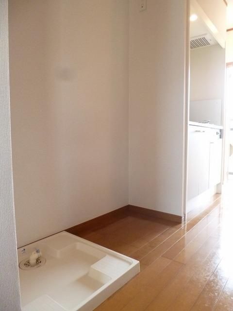 その他部屋・スペース　★大きめの冷蔵庫も置ける専用スペース★