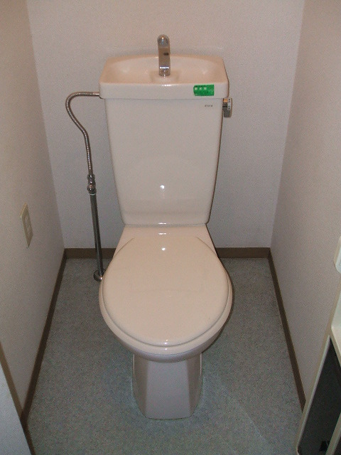 トイレ　トイレもきれいです