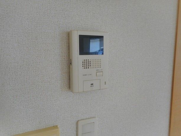 セキュリティ　モニター付きインターホン