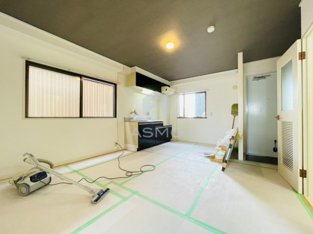 居室・リビング　同マンション別部屋　参考写真