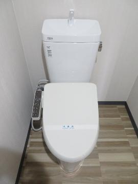 トイレ　シャワー付トイレ