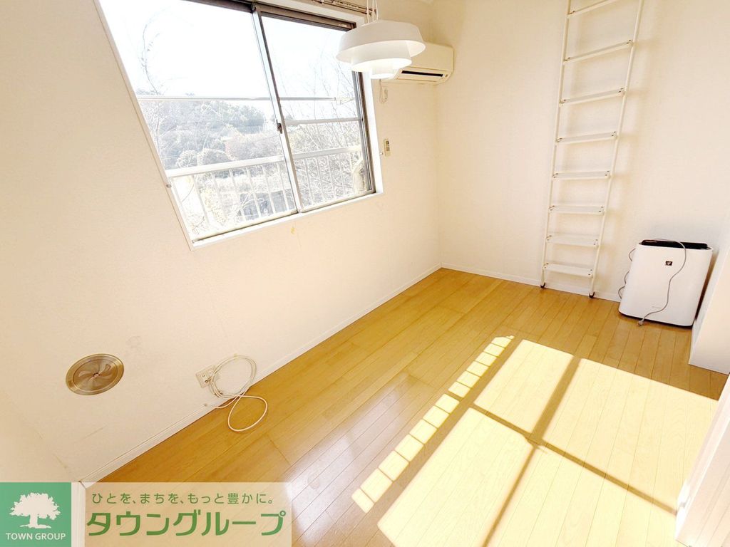 居室・リビング　※同タイプのお部屋の参考写真になります。