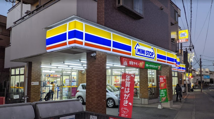 コンビニ　ミニストップ 百合ケ丘店（コンビニ）まで336m