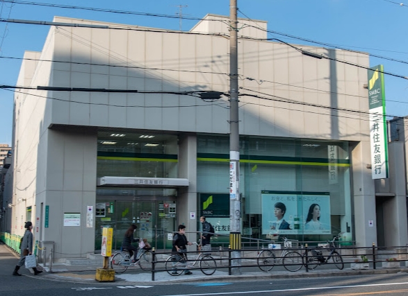 銀行　三井住友銀行鶴橋支店（銀行）まで616m