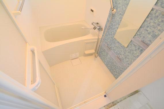 バス・シャワールーム　ゆったりと入るなら、お風呂とトイレとは別々が嬉しいですよね。