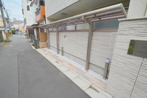 駐車場　あなたの大事な自転車も安心してとめることができますね。