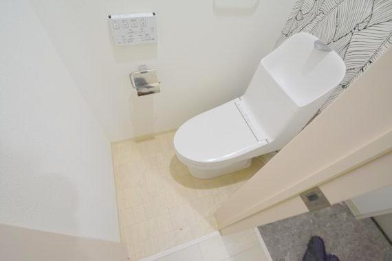 トイレ　清潔感のあるトイレは、誰もがリラックスできる空間です。