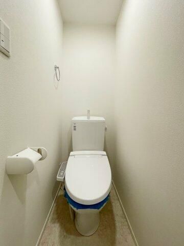 トイレ　※別部屋参考写真