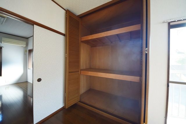 その他設備　★収納は押し入れタイプもあります★
