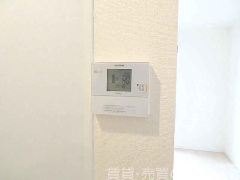 その他設備　給湯リモコン