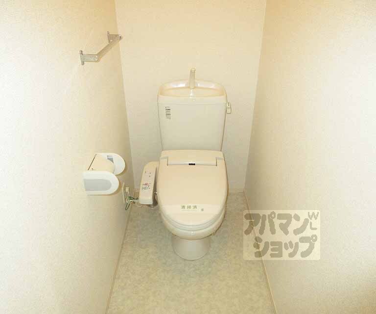 トイレ　ウォシュレット完備