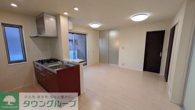 居室・リビング　★同物件内類似部屋（参考写真）