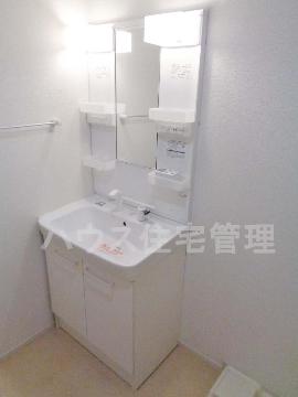 洗面設備　洗髪洗面化粧台