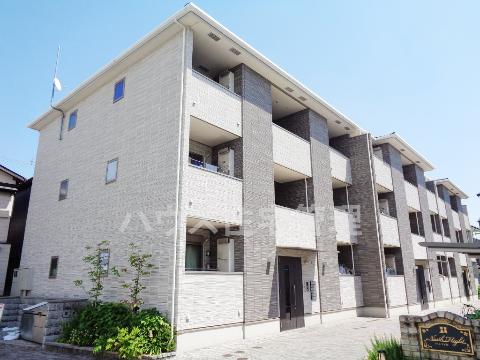 建物外観　外観写真（昼）