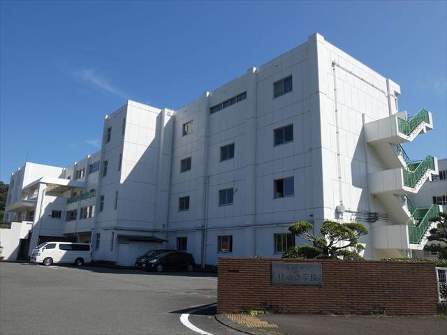 中学校　榛原中学校（中学校）まで3390m