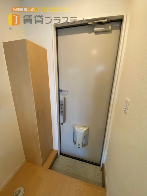 玄関　シューズボックスございます。