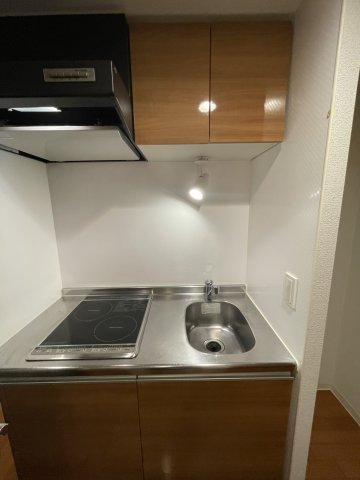 キッチン　(参考)同マンション別間取り他部屋の写真（間取り図が正）