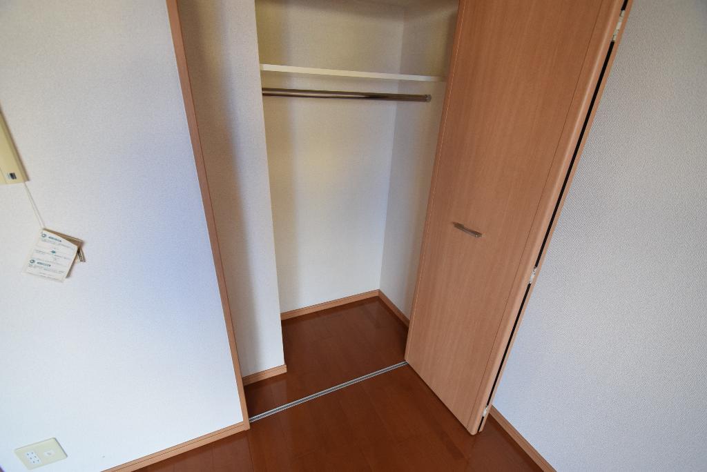 収納　クローゼット