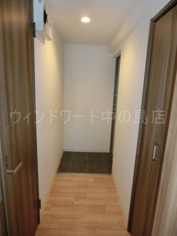 玄関　詳細は、ウィンドワード中の島店までご相談下さい。