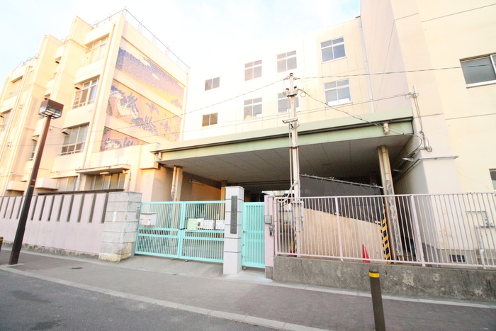 小学校　大阪市立南住吉小学校（小学校）まで450m