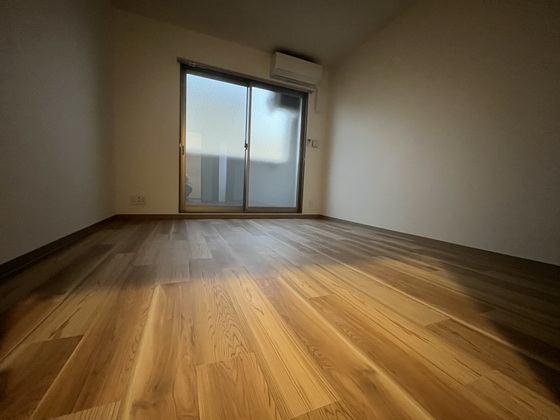 居室・リビング　※別部屋の写真です
