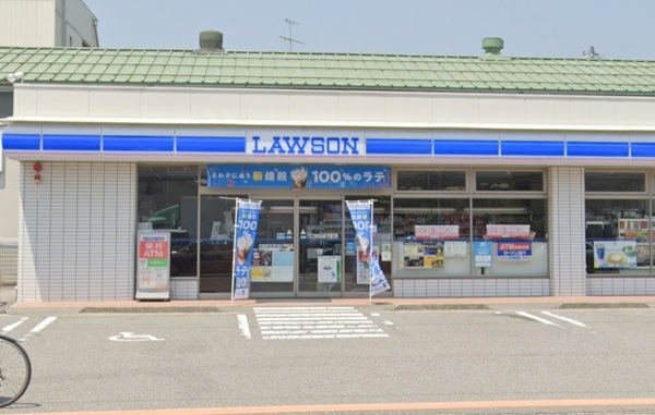 コンビニ　ローソン富山新根塚町1丁目店（コンビニ）まで455m