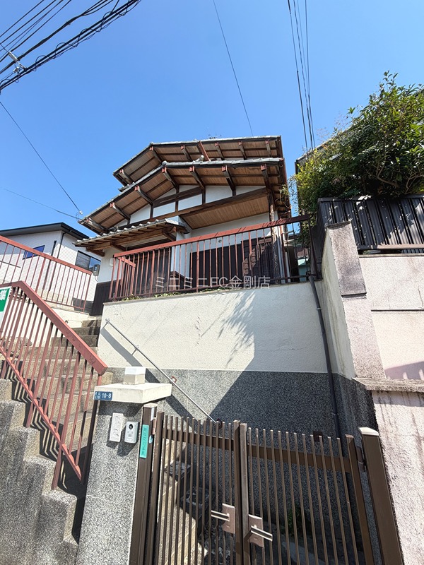 伏山3丁目貸家の外観写真