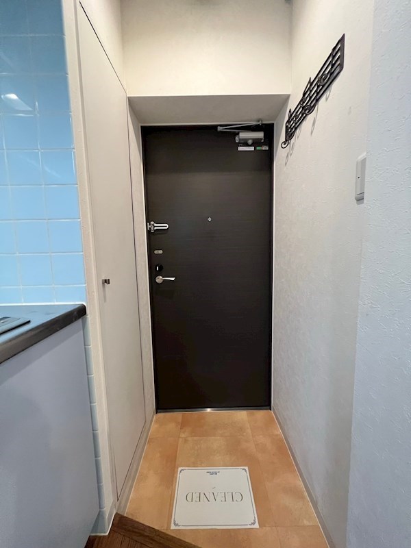 玄関　同タイプ別部屋写真です