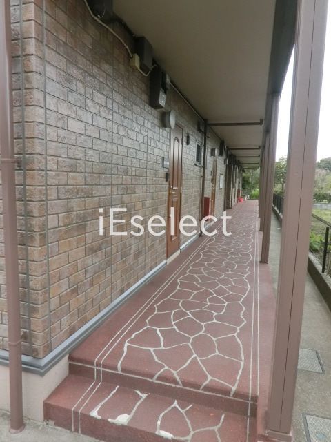 エントランス　お部屋につながるエントランスです