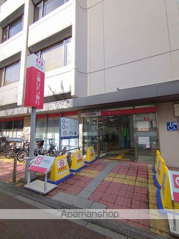 銀行　三菱ＵＦＪローンビジネス（株）／たまプラーザ営業所（銀行）まで439m