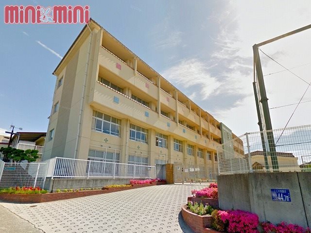 小学校　神戸市立東垂水小学校（小学校）まで573m