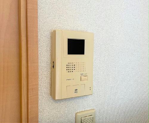セキュリティ　モニター付きインターホン