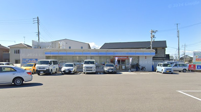 コンビニ　ローソン 大田小学校前店（コンビニ）まで656m