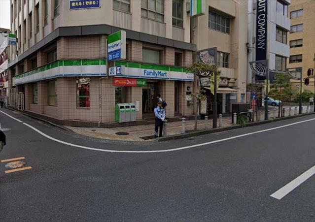 コンビニ　ファミリーマート岡山中山下店（コンビニ）まで414m