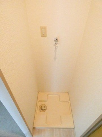 その他　室内洗濯置場です。