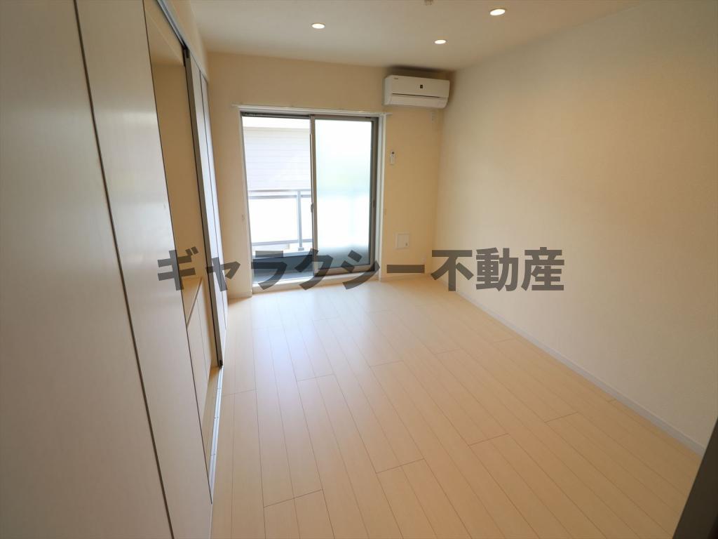居室・リビング　7.5帖　洋室