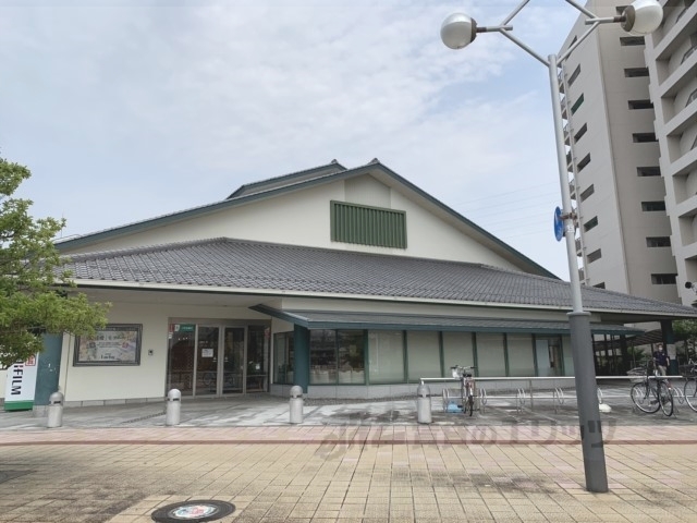 スーパー　ラッキーやまと小泉店（スーパー）まで2600m