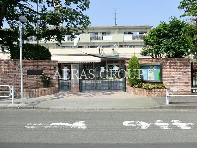 幼稚園・保育園　小百合保育園（幼稚園・保育園）まで535m