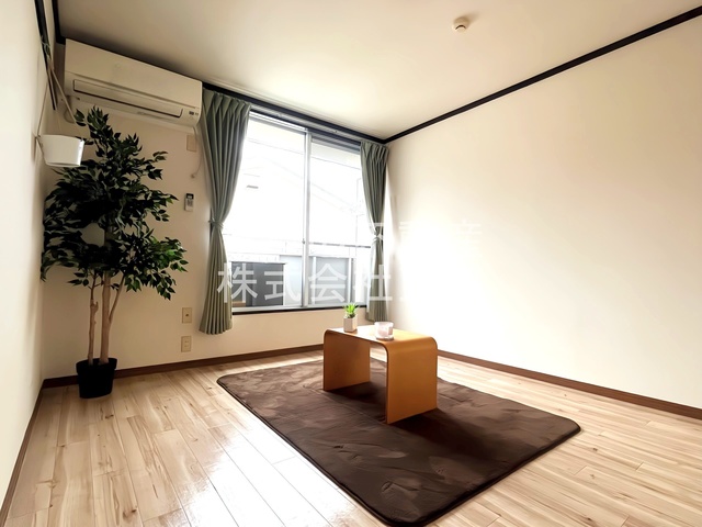 居室・リビング　南向きで日当たり良好なお部屋！※家具付ではございません