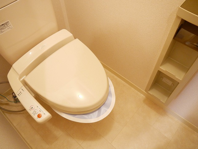 トイレ　落ち着いたトイレです