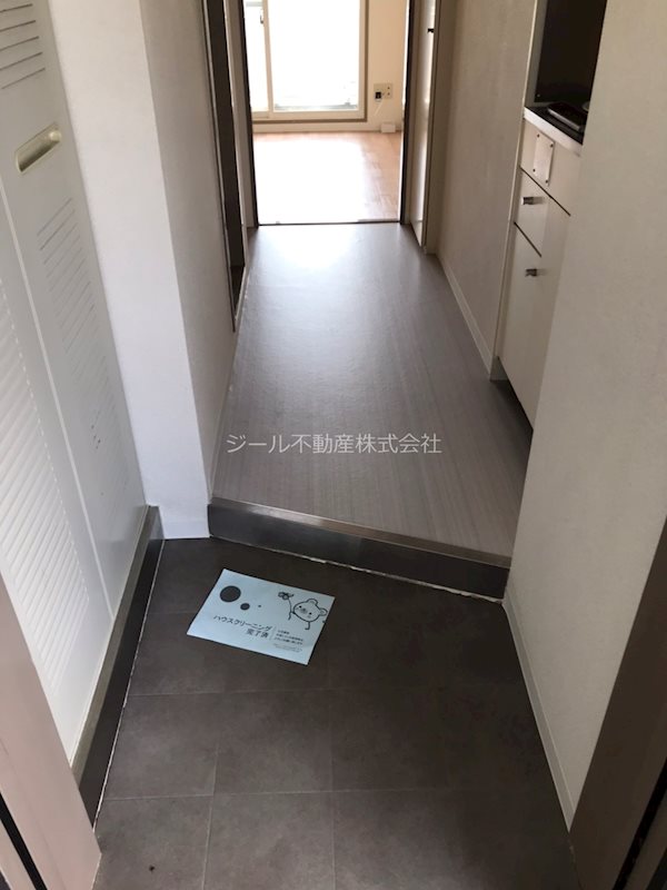 玄関　明るい玄関