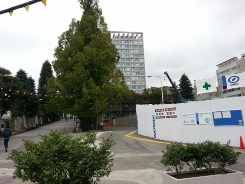 大学・短大　早稲田大学（大学・短大）まで210m