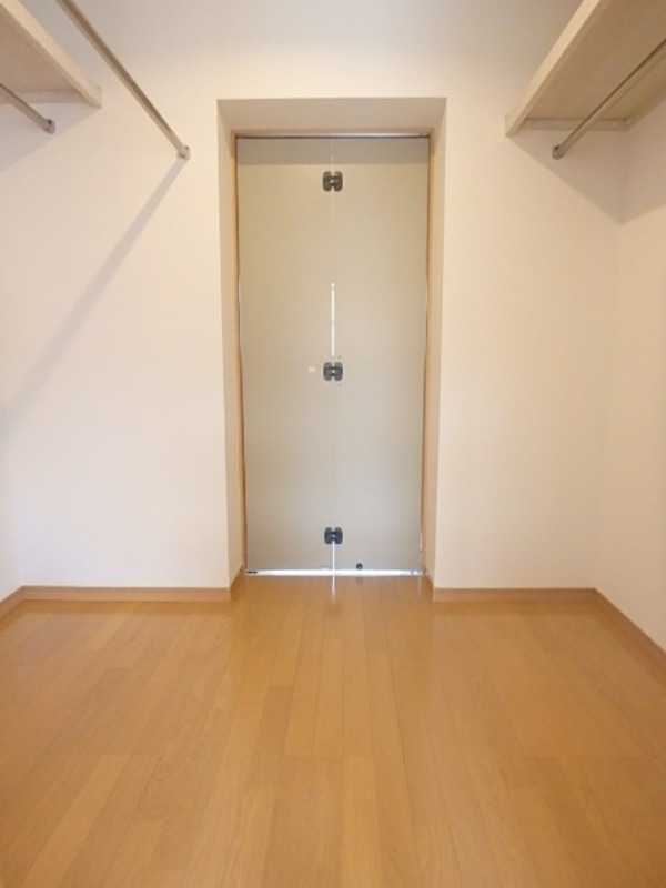 収納　図面と現状に相違がある場合には現状を優先