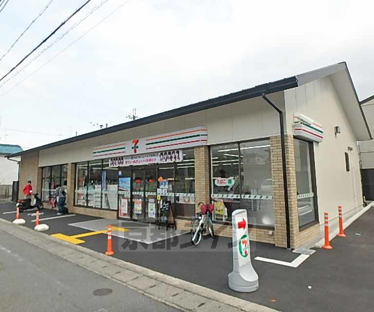 コンビニ　セブンイレブン京都上桂宮ノ後町店（コンビニ）まで150m