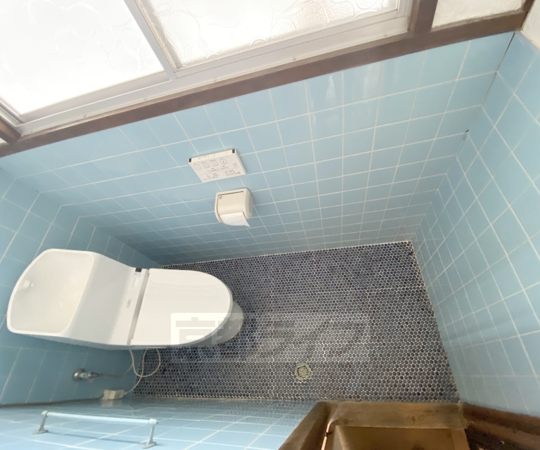 西ノ京平町貸家のトイレ写真