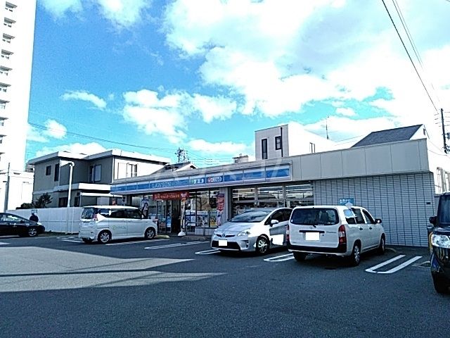 コンビニ　ローソン西区上名古屋三丁目店（コンビニ）まで646m
