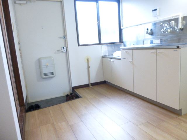 キッチン　キッチン周りのスペースです