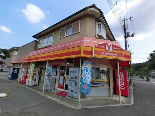 コンビニ　ヤマザキショップにっしん（コンビニ）まで240m