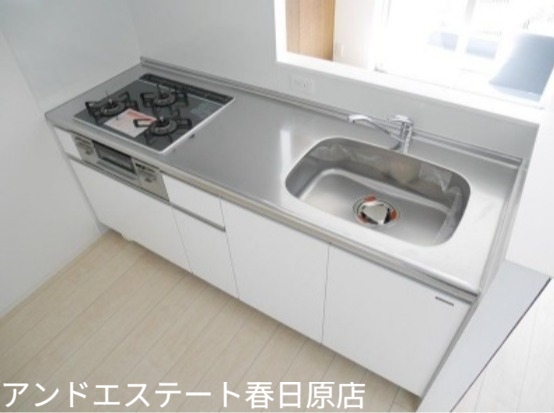 キッチン　３口のシステムキッチン