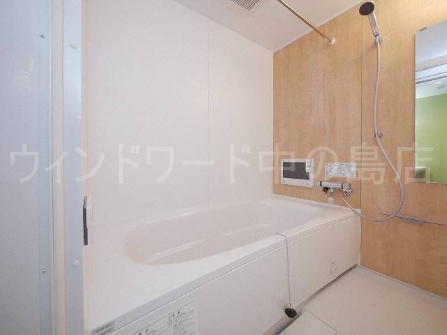 バス・シャワールーム　詳細は、ウィンドワード中の島店までご相談下さい。